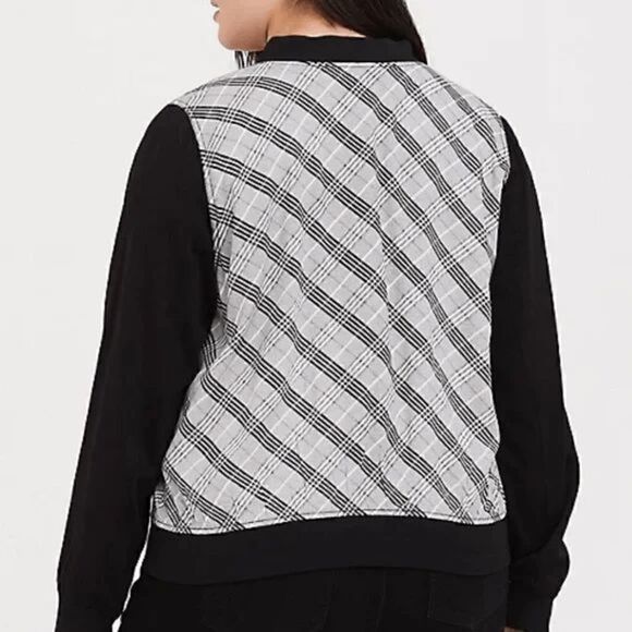 TORRID | Black White & Pink Plaid Twill Bomber Jacket Size 3X NWT D109 - Picture 2 of 7